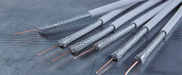 Kabel- und Steckverbinder bei Elektrotechnik Minch in Riedenburg