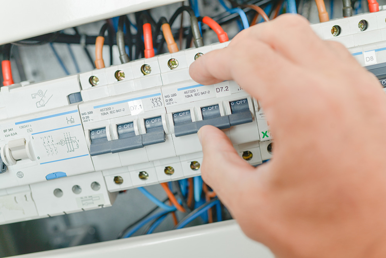 Elektro­installation bei Elektrotechnik Minch in Riedenburg